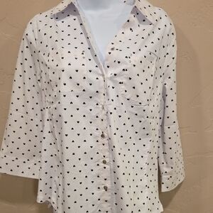Emily Daniels Elegant White Heart Pattern Button Down Shirt Size Med  NWT